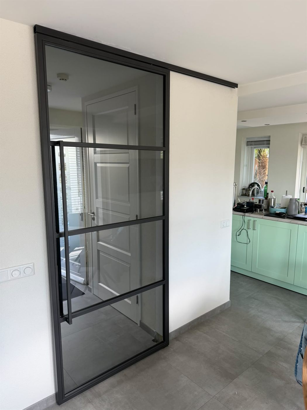 Stalen schuifdeur